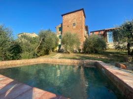 Holiday Home Torre di Meo by Interhome, hotel with parking in Castelnuovo D'elsa