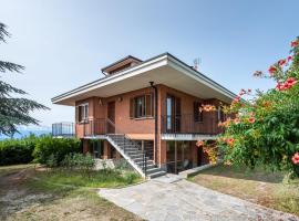 Holiday Home Pinetina by Interhome, hotel with parking in Bossolasco