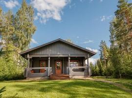 Holiday Home Marttalanmäki by Interhome, villa i Valittula