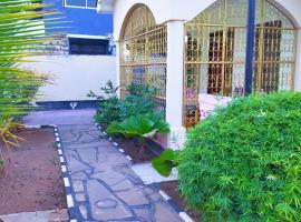 Lux Suites Mtwapa Holiday Home, holiday home in Mtwapa