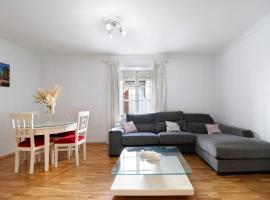 Duplex Calle Ancha Jerez, ξενοδοχείο στο Χερέθ Ντε Λα Φροντέρα