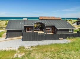 Lovely Home In Hirtshals With House Sea View, luxury hotel in Hirtshals
