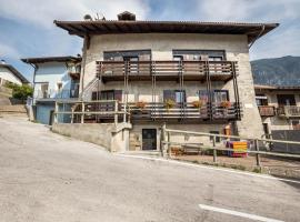 Appartamento Trentin, hotell i Tione di Trento