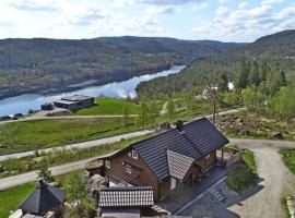 Chalet Fjellkos - SOW146 by Interhome, hotell i Fossdal