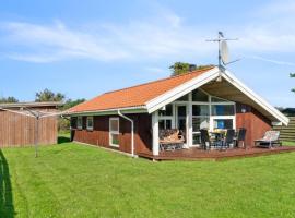 Holiday Home Thrym - 200m from the sea in Sealand by Interhome, feriehus i Store Fuglede