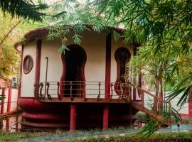 Eden Garden By Cliff Way