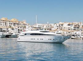 Super Yacht Located in Puerto Banus, boat in Marbella