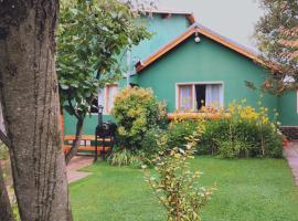 Colibrí House, hotel near Silla del Mocho, San Martín de los Andes