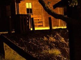 Monte do Azibo Glamping، فندق في Podence