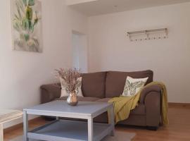 Piso- Huesca Capital - with elevator, apartment in Huesca