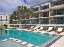 Fairshore 28 Beachfront Escape