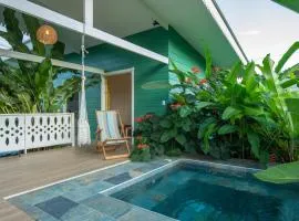 Namaitamí Casa Hermosa con AC y piscina a Solo 650 Metros del Parque Nacional Cahuita