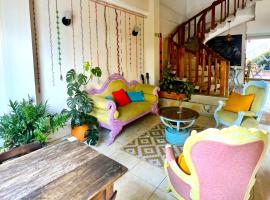 Casa Azul Boutique Hostel, hotel near Sanctuary of Our Lady of Fatima, Pereira