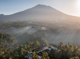 Tapa Agung View, хотел в Menanga