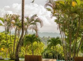 OYA - Wellness Eco Resort & Retreat, hotel com piscinas em Jamao al Norte