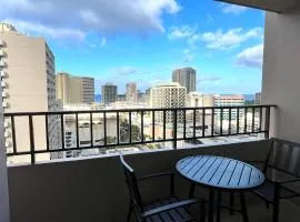 Royal Kuhio 1708 - Spacious Corner Unit with Stunning Ocean City Views in the Heart of Waikiki!