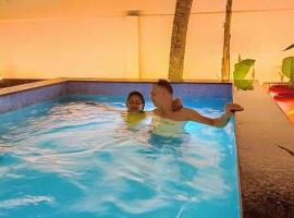 Paradise Villa with Private Jacuzzi Pool, hotell i Port Blair