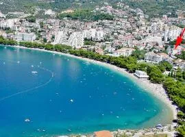 Central Beach Apartment