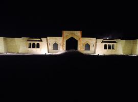 The Kafila Desert Camp, hotel in Sām