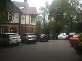 Oakfield Lodge Guest House Stockport，Marple的飯店