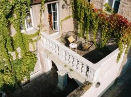 Appartement Residenz Bella Italia - Charmante Unterkunft im Herzen von Würzburg mit Balkon, Terrasse und Parkplatz im Innenhof!