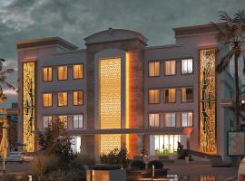 PUSHPAK HOTEL & CONVENTION, 3-star hotel sa Bhubaneshwar