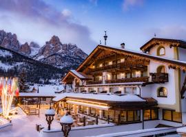 Sport Hotel Majarè, hotel em Pozza di Fassa