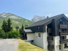 Appartement Manigod/La clusaz, allotjament d'esquí a Manigod