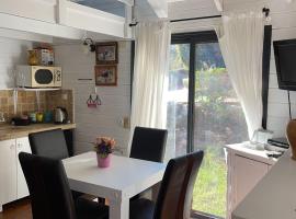 בקתות עץ סקנדינביות במטולה, holiday rental in Metulla