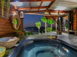 Knysna Lodge - Self Catering Unit with Woodfired Hot Tub