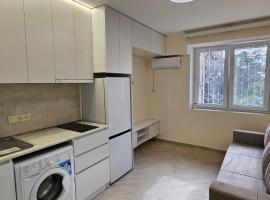 Близко к метро, hotel en Ereván