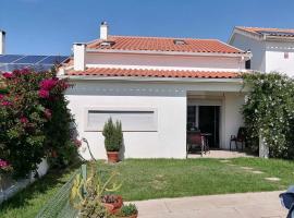 Moradia no Meco, self-catering accommodation in Sesimbra