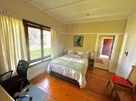 Private room in cosy Walmer home