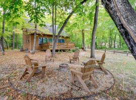 Detroit Lakes Cabin Rental on Long Lake!, hotel with parking in Detroit Lakes