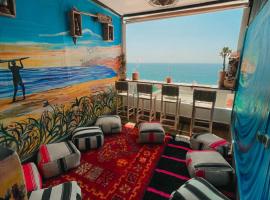 Sunrise Hostel Taghazout, albergue en Taghazout