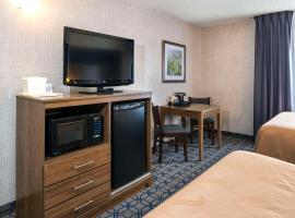 Quality Suites、ウィットビーのホテル