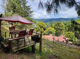 Un paraíso en la montaña Bogotá Verjon Via La Calera, hotell i Bogotá