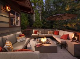 Large A-Frame Cabin (9 Beds, AC, + Lake Access)، فندق في ليك أروهيد