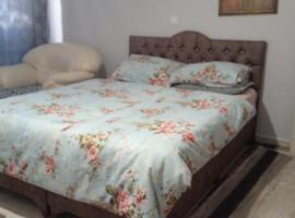 BE MY GUEST - Homestay ApartmentS Guest HouseS Sleeping Rooms, hotell sihtkohas Antalya