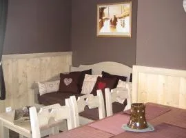 Appartement cosy aux Gets avec balcon, proche pistes, 2 chambres, parking privé, Wi-Fi - FR-1-671-20