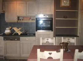 Appartement cosy aux Gets, proche pistes et village, balcon sud, parking privé - FR-1-671-76