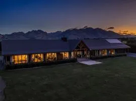Hanmer High Country Views、ハンマー・スプリングスのシャレー