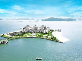 Vinpearl Resort & Spa Ha Long, üdülőközpont a Hạ Long-öbölben