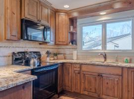 Ridge Condo 2672 - Upgraded With Great Views and Elkhorn Resort Amenities, casa de temporada em Elkhorn Village