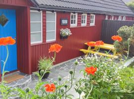 Cozy cottage, apartamentai su virtuve mieste Klaksvíkas