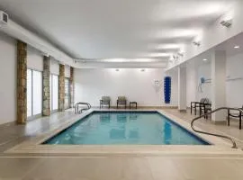 DoubleTree by Hilton Pittsburgh Airport