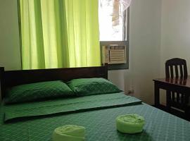 YuNas Haven Bed and Breakfast, hotel in Dauis