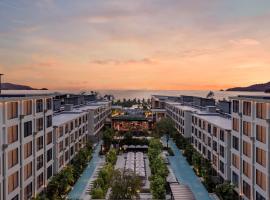 Four Points by Sheraton Phuket Patong Beach Resort: Patong Plajı şehrinde bir otel