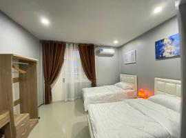 คาเฟ่ เดอ แจ่วบอง รูมแอนด์เซอร์วิส, hotel near Khon Kaen Airport - KKC, Khon Kaen