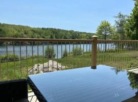 Equipped condo on St-Pierre Lake, Kamouraska RCM, hotel with parking in Mont-Carmel